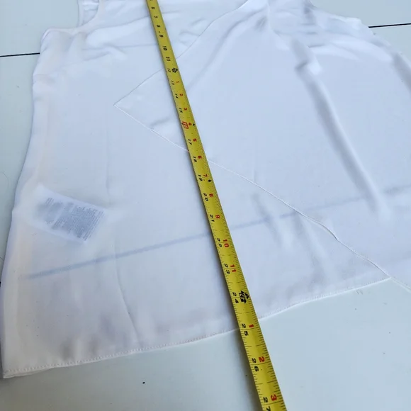 BCBG Max Azria Womens Sleeveless Crew Tank Top Blouse White Drape Sz M - Picture 8 of 9